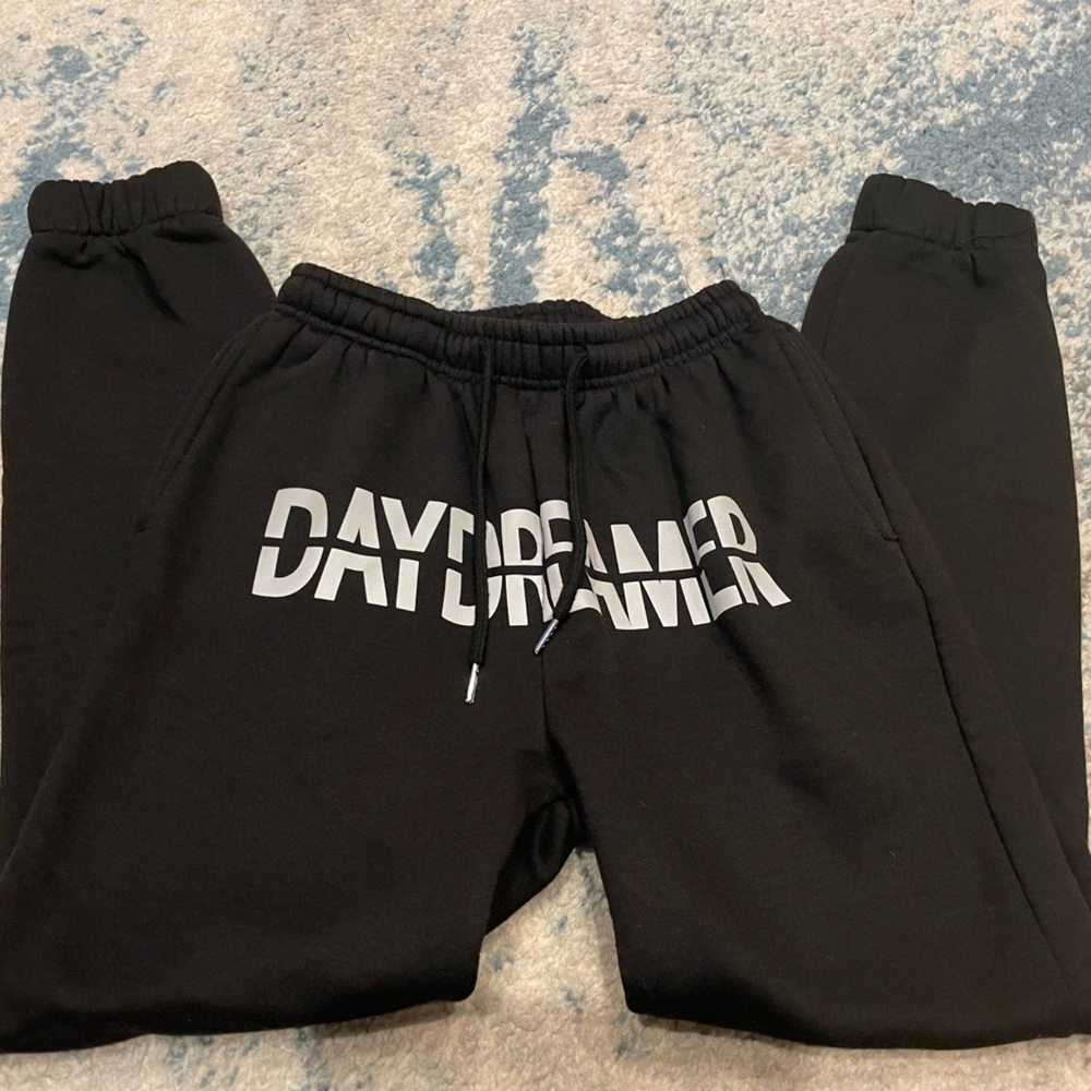 XS adika sweats
